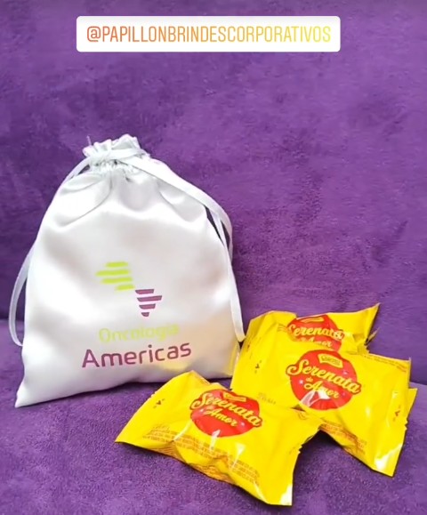 Kit presenteável Oncologia Americas produzido pela Papillon Brindes